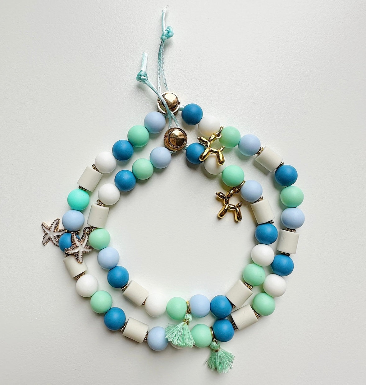 Handmade anti-tick necklace