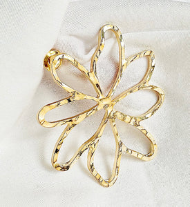 Flower Earring Gold