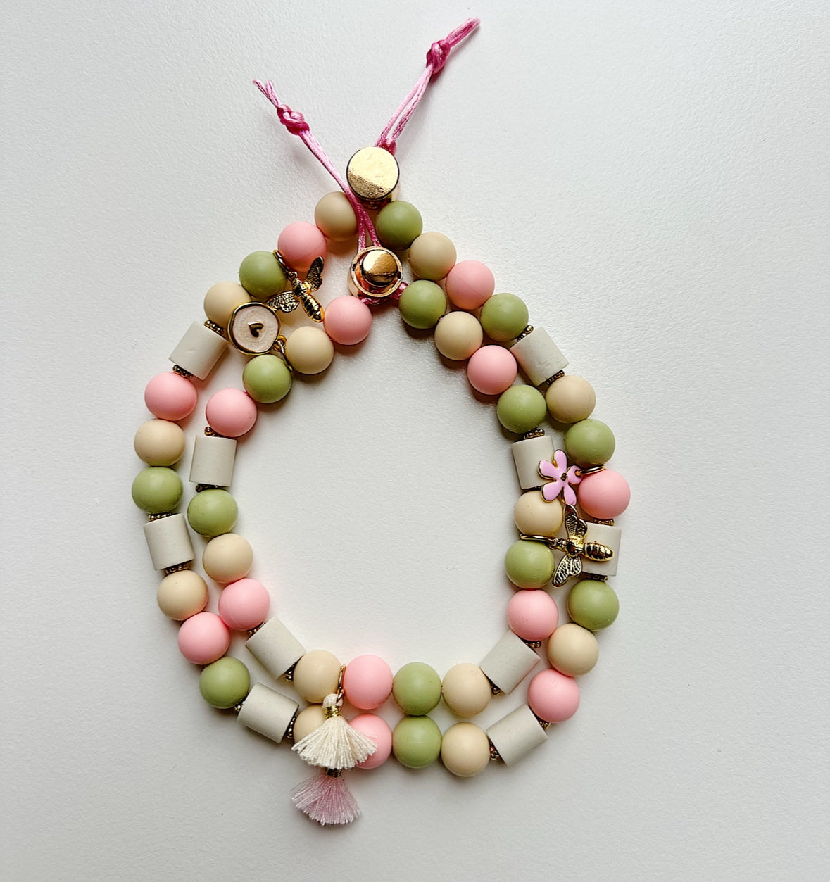 Handmade anti-tick necklace