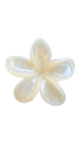 FLOWER HAIR CLIP GLOSSY PEARL