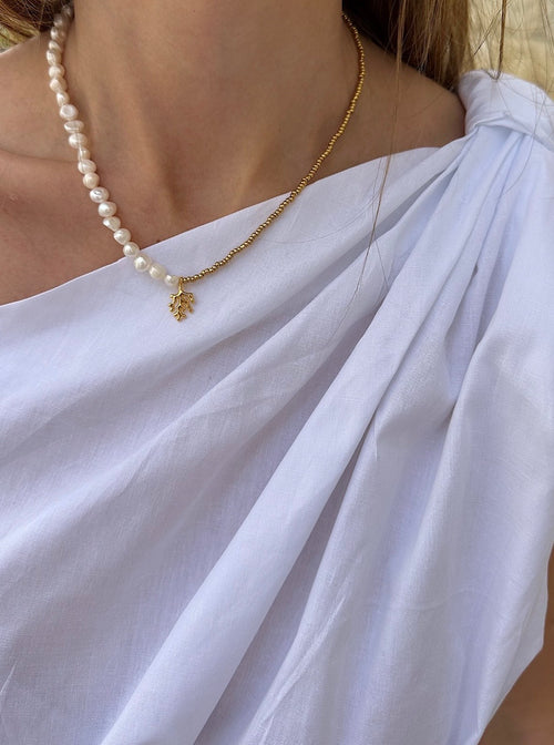 Handmade Elena Necklace Gold