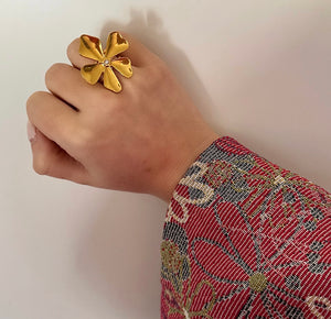 Eléonore Ring Gold