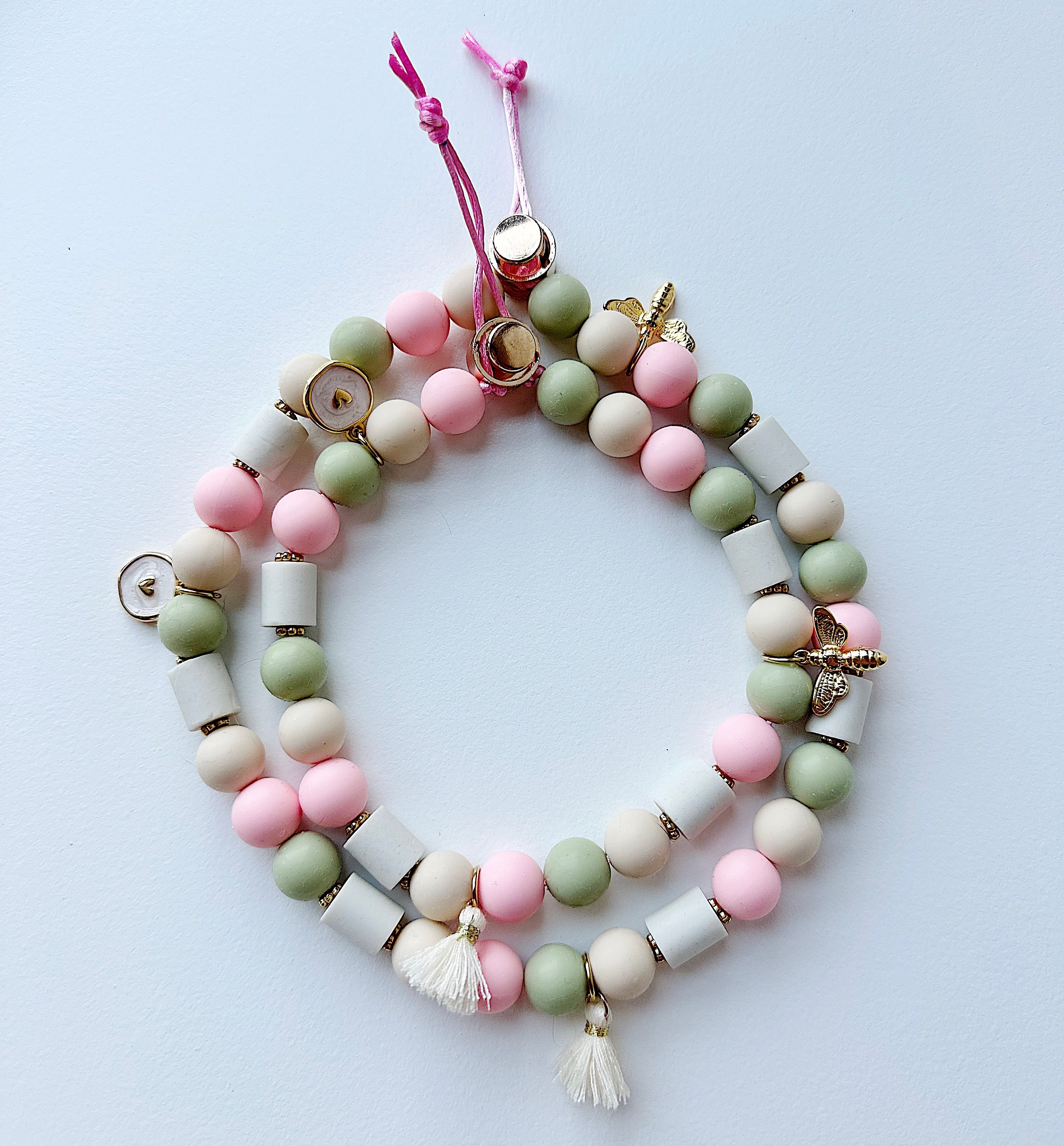Handmade anti-tick necklace