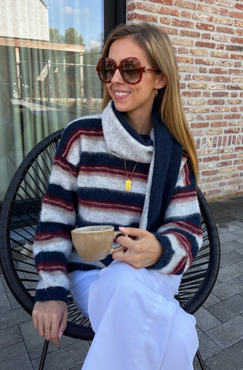 Olivia knit met sjaal - Marineblauw